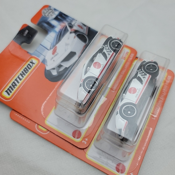 Matchbox Lamborghini Gallardo Police - Picture 3 of 3